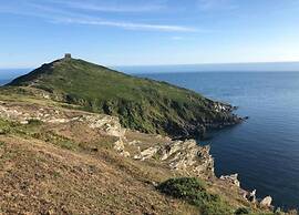 Cottage in Cornwall Near Golden Beaches