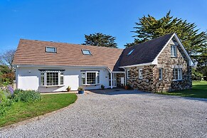 Cottage in Cornwall Near Sandy Beach