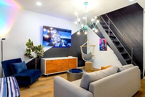 Austin 5BR Icon Mansion 6min to RaineySt