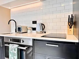 Sky Stars CBD Apartments