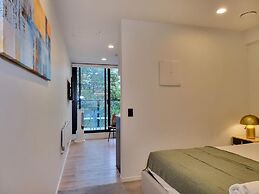 Sky Stars CBD Apartments