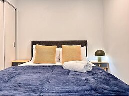 Sky Stars CBD Apartments