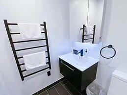 Sky Stars CBD Apartments