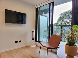 Sky Stars CBD Apartments