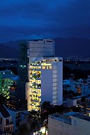 Golden Holiday Hotel