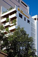 Golden Holiday Hotel