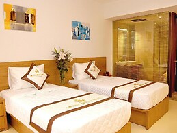 Golden Holiday Hotel