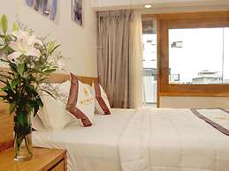 Golden Holiday Hotel