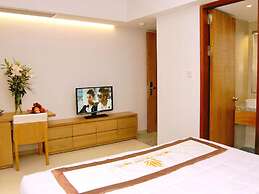 Golden Holiday Hotel