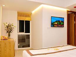 Golden Holiday Hotel