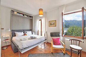 Residenza Lungolago Melide