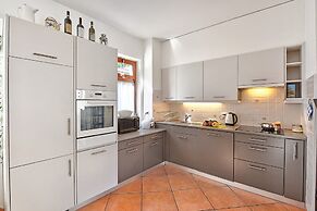 Residenza Lungolago Melide