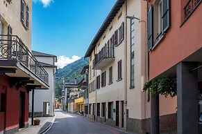 Residenza Lungolago Melide