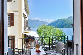 Residenza Lungolago Melide