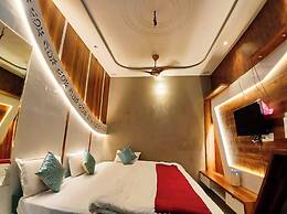 Hotel Guruvayur Dham Mathura