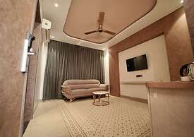 Pandharipuram Palace