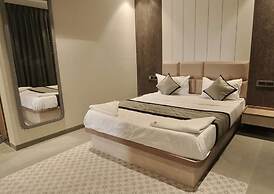 Pandharipuram Palace