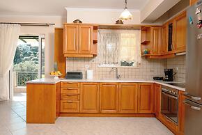 OLIA  APARTMENTS LYGIA