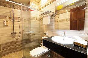 Hung Thanh Airport Hotel