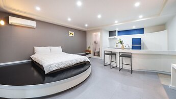 Gyeongju Nollowa Spa Pension