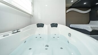 Gyeongju Nollowa Spa Pension
