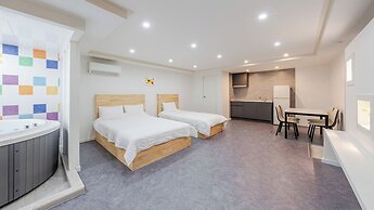 Gyeongju Nollowa Spa Pension