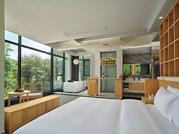 Serenity Valley - Zhangjiajie