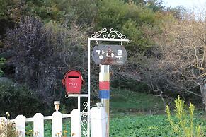 Jirisan Kang Naru Pension
