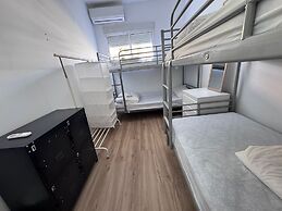 MÜDE Hostel