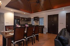 Balinese 3BR Pool Villa Freya in Rawai