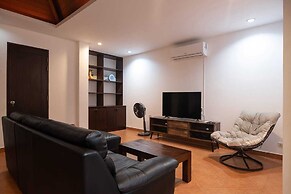 Balinese 3BR Pool Villa Freya in Rawai