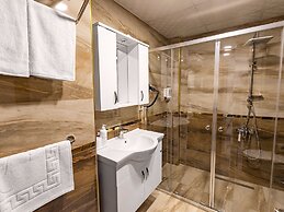 Quinnova Hotel