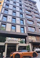 Quinnova Hotel