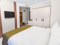 Quinnova Hotel