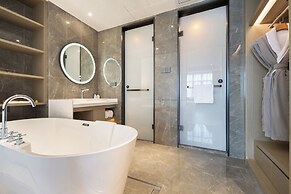 Langham Honor Guangzhou Baiyun Airport