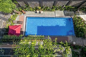 CiCi Villa & Apartment