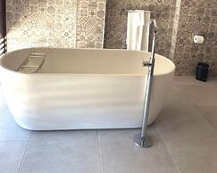 Escapade Lux Guesthouse