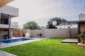 Escapade Lux Guesthouse