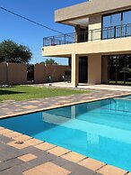 Escapade Lux Guesthouse