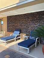 Escapade Lux Guesthouse