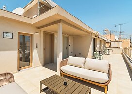 Limehome Piraeus Iris