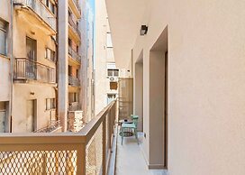 Limehome Piraeus Iris