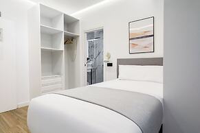 limehome Piraeus Iris