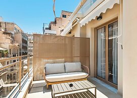 Limehome Piraeus Iris