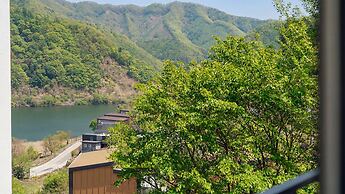 Gapyeong Laonjena Pool Villa