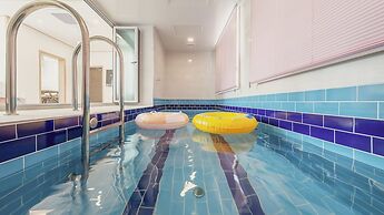 Gapyeong Laonjena Pool Villa