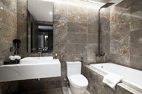 GrandView Hotel & Residence