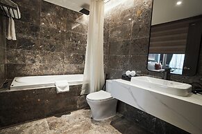 GrandView Hotel & Residence