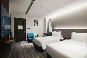 GrandView Hotel & Residence