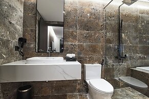 GrandView Hotel & Residence